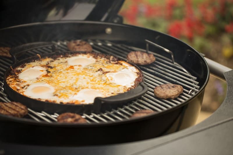 Чугунная сковорода -Gourmet BBQ System Вебер Чугунная сковорода -Gourmet BBQ System Вебер